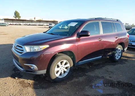 2012 Toyota Highlander Base V6 z USA, uszkodzony, nr VIN 5TDZK3EHXCS079065